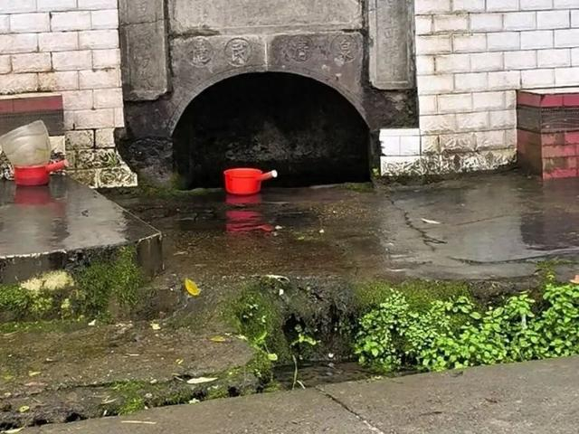 PG电子-探访张雪老家：二十年前骑“八手摩托”在羊肠小道练车的倔强小伙，造出了征服世界的车|张瑞|摩托车|游泳|世界超级摩托车锦标赛|田家湾_新浪新闻